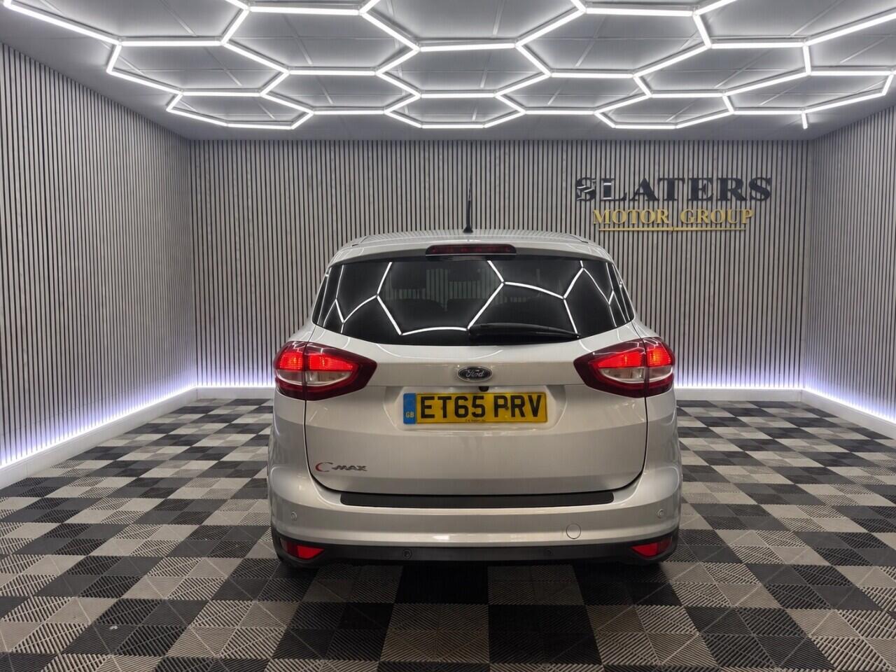 Ford C-Max view 35