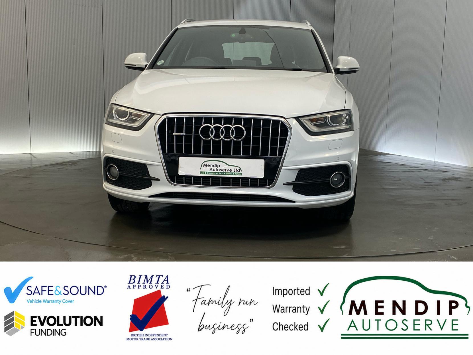 Audi Q3 view 21