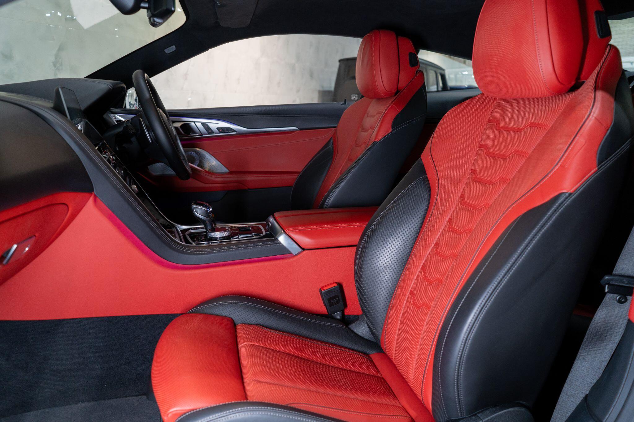 BMW 8 Series view 40
