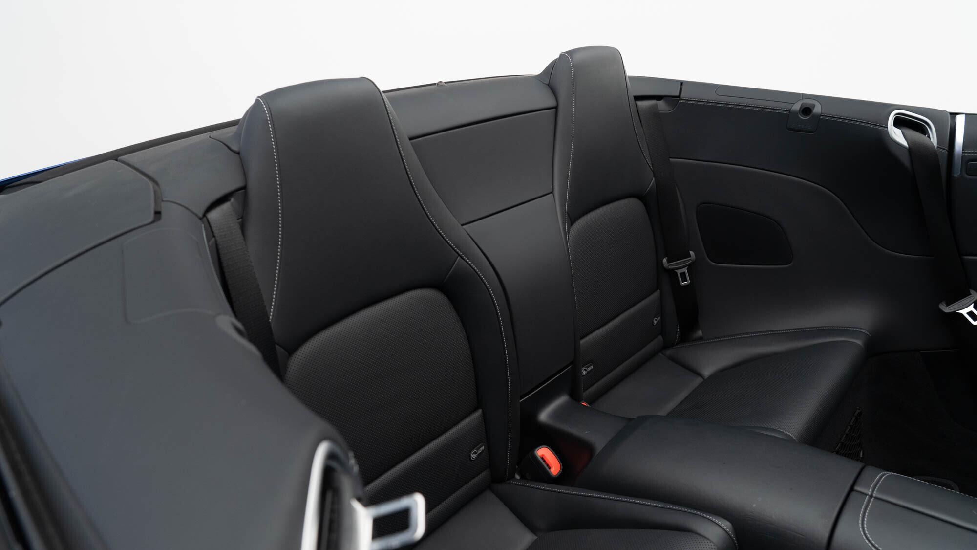 Mercedes-Benz SL view 16