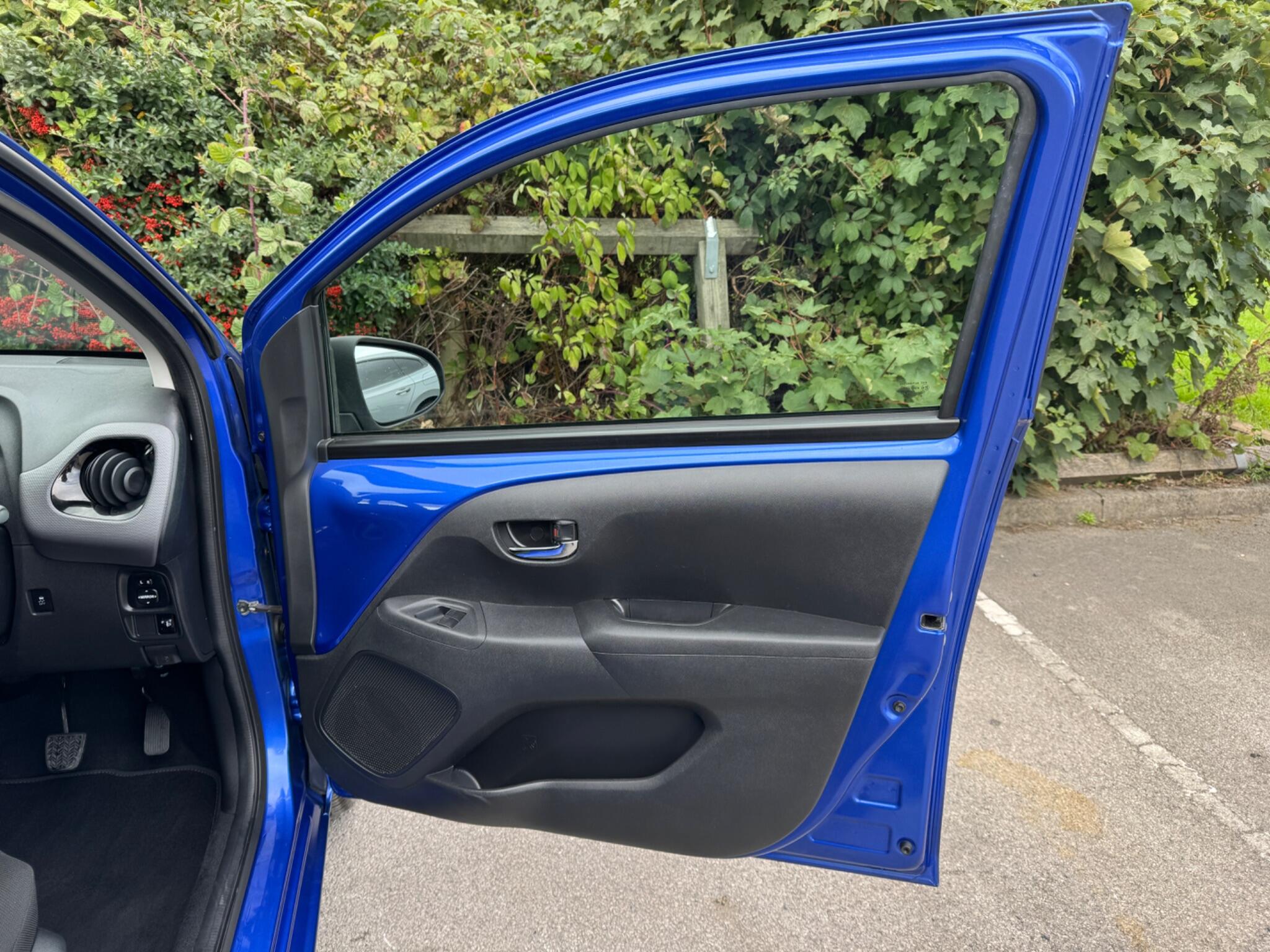 Peugeot 108 view 37