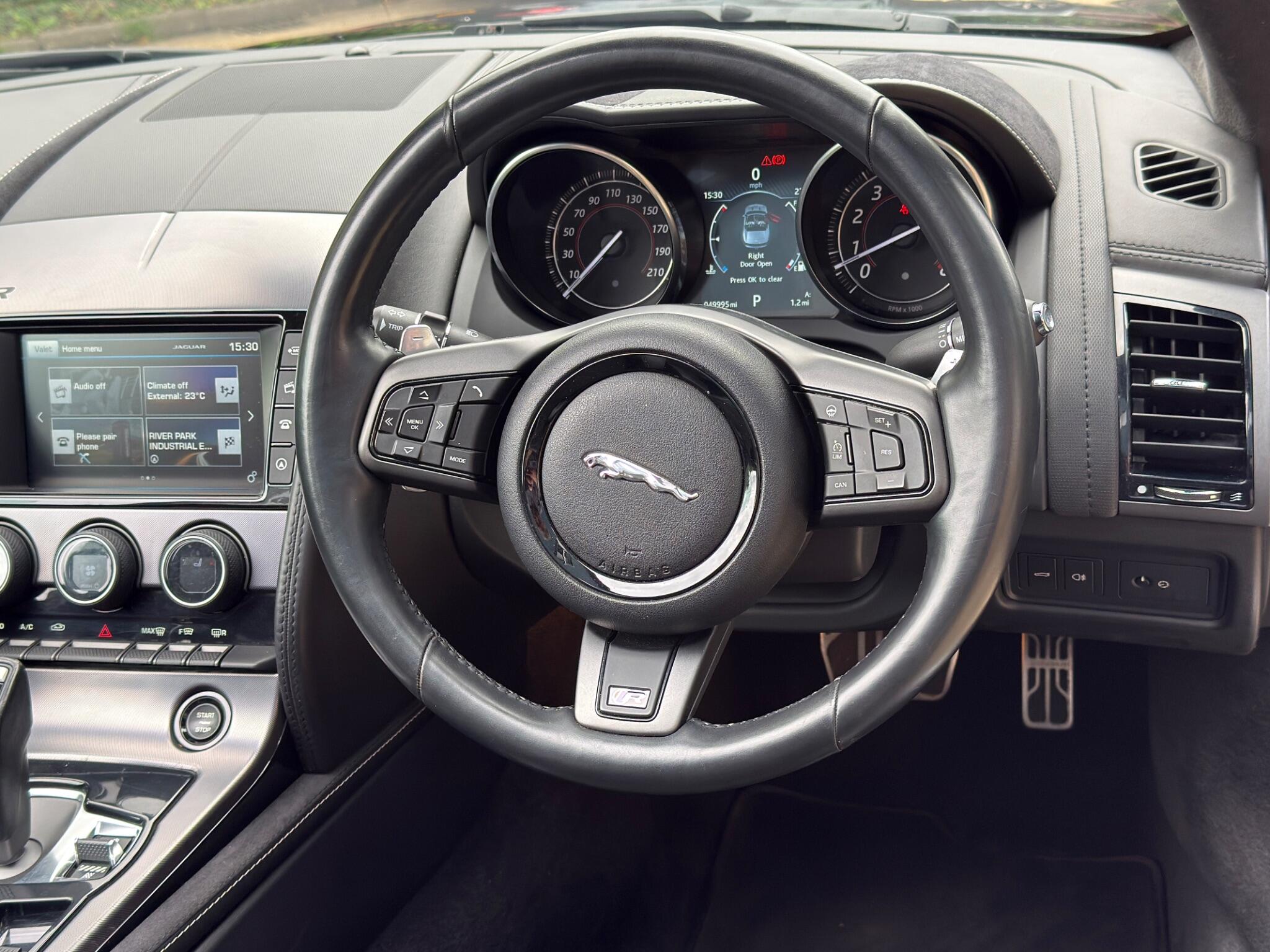 Jaguar F-Type view 31