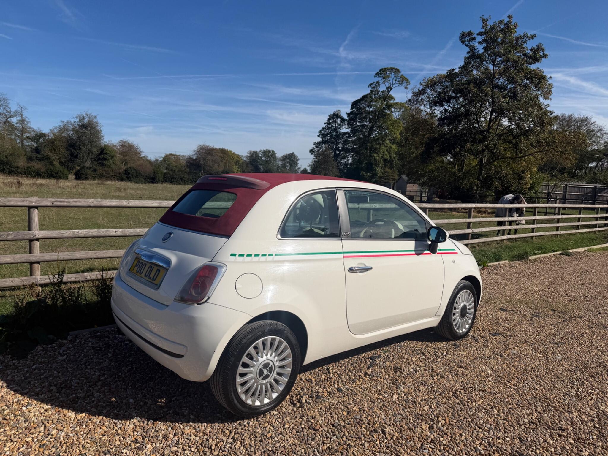 Fiat 500C view 11