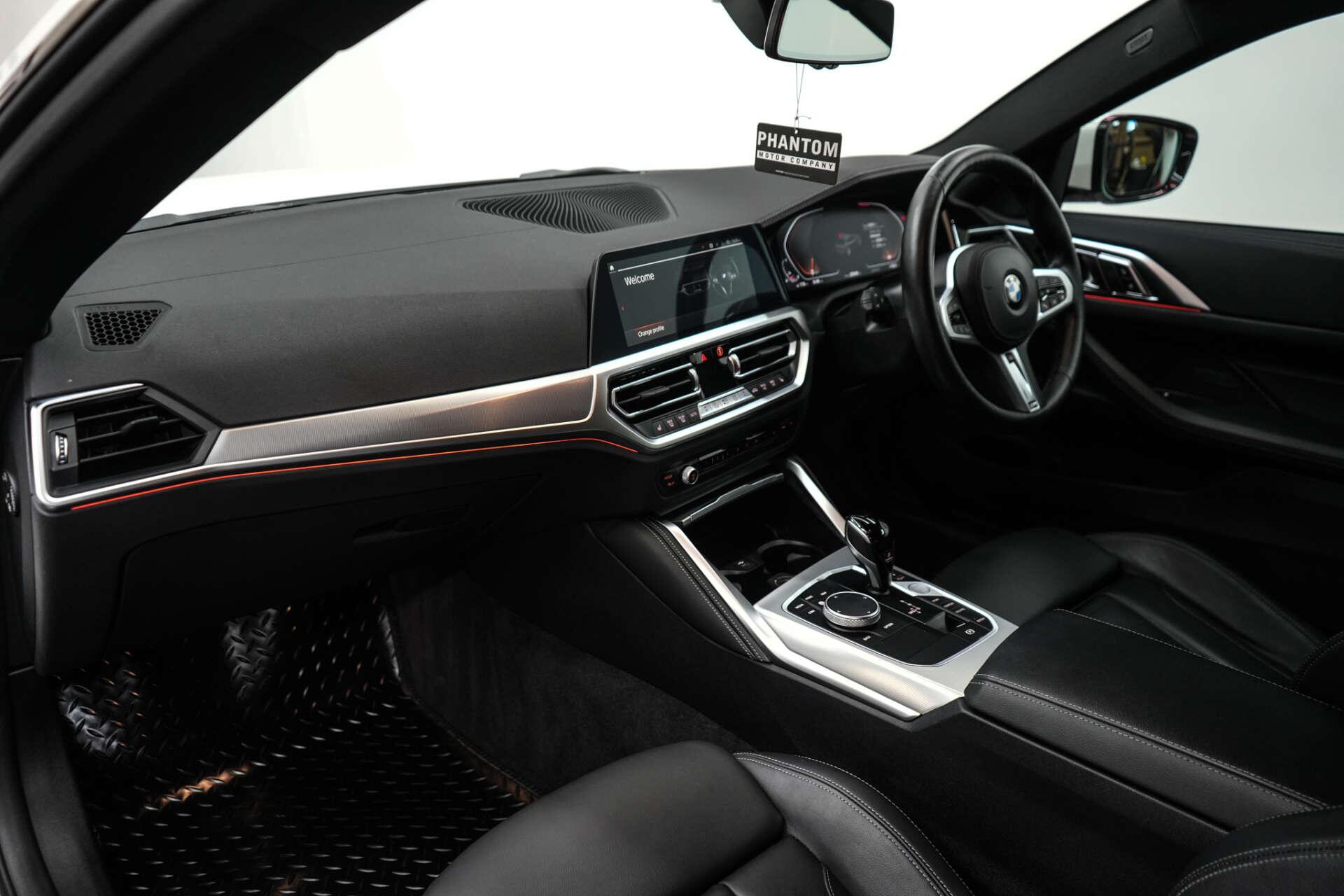 BMW 4 Series view 16