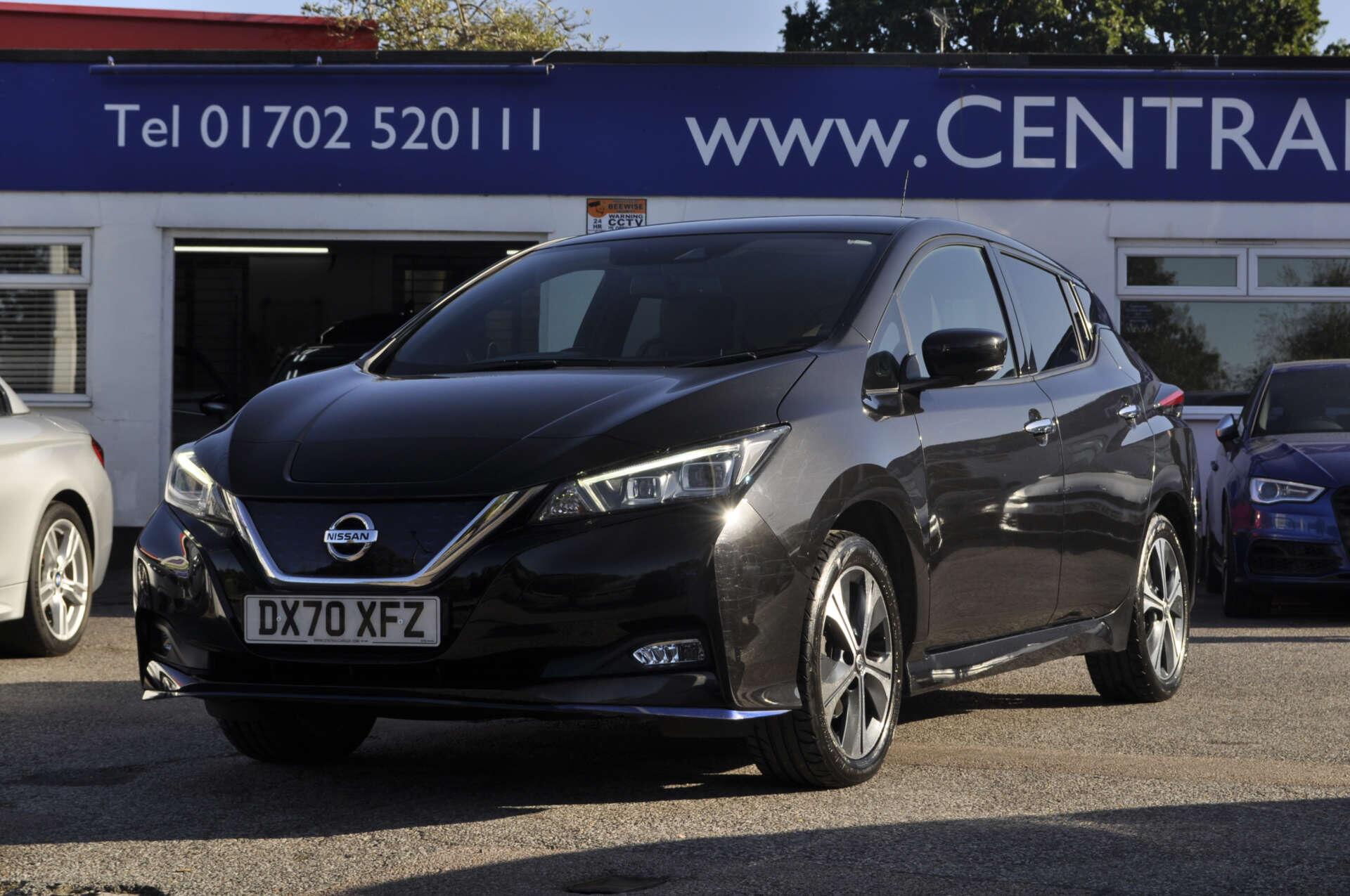 Nissan Leaf view 4