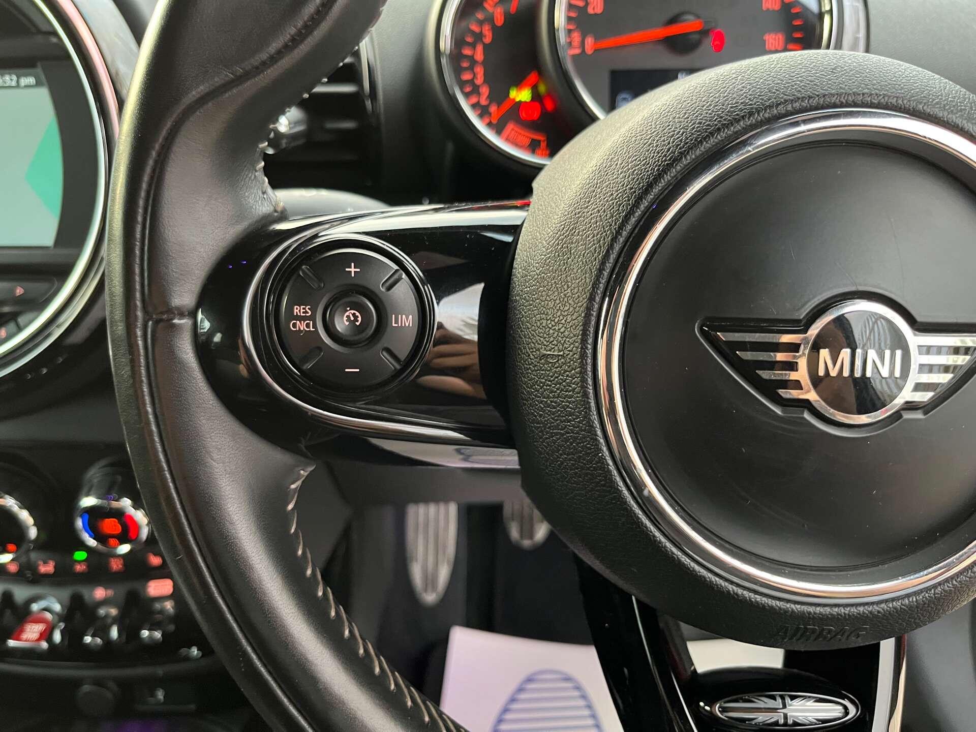 Mini Clubman view 47
