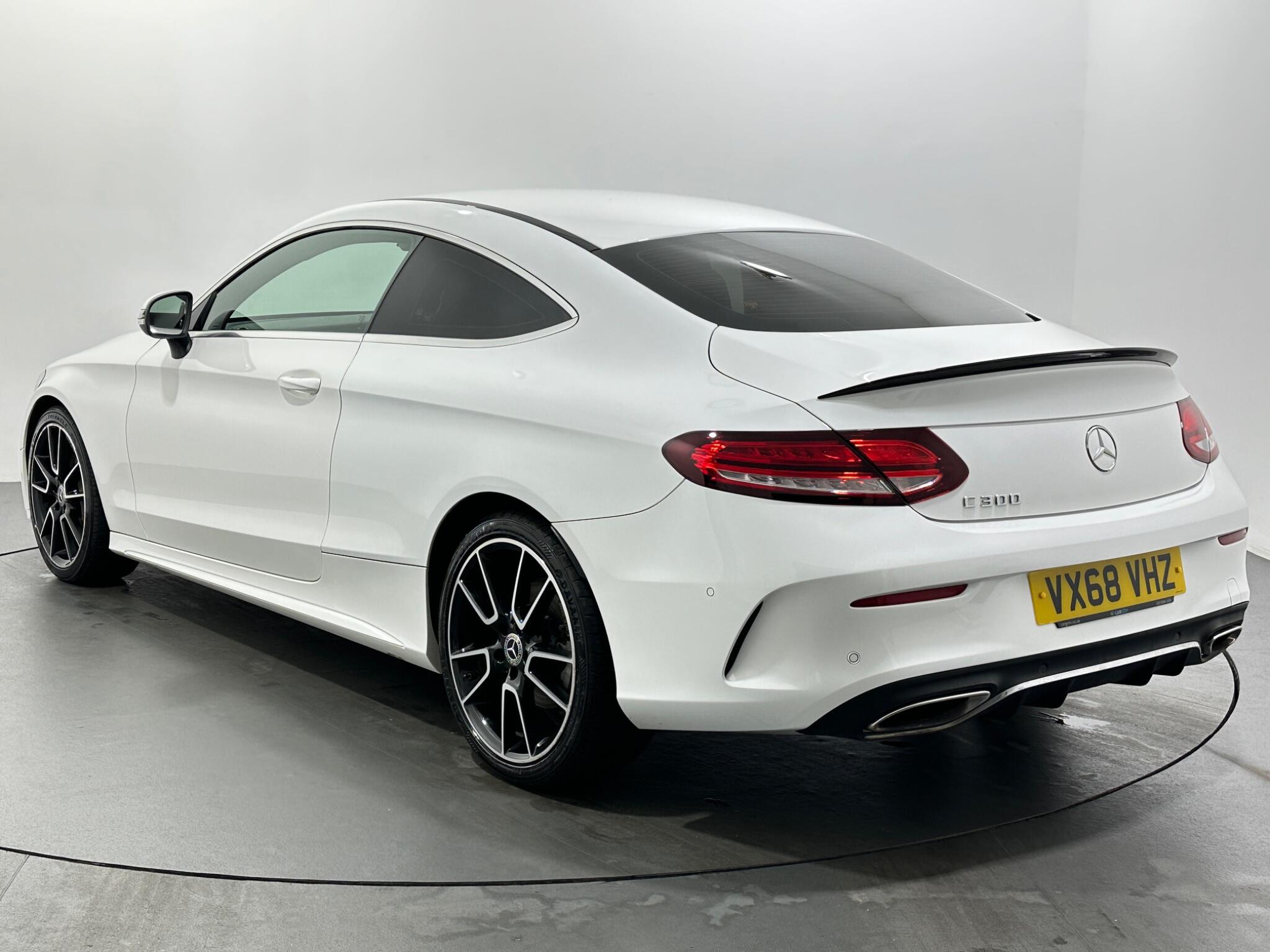 Mercedes-Benz C-Class view 6