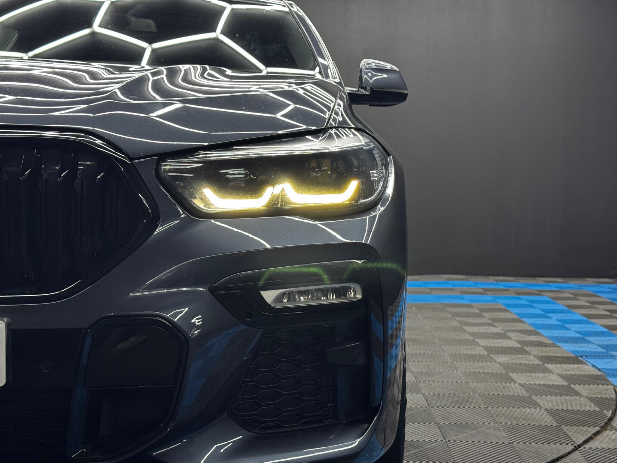 BMW X6 view 51