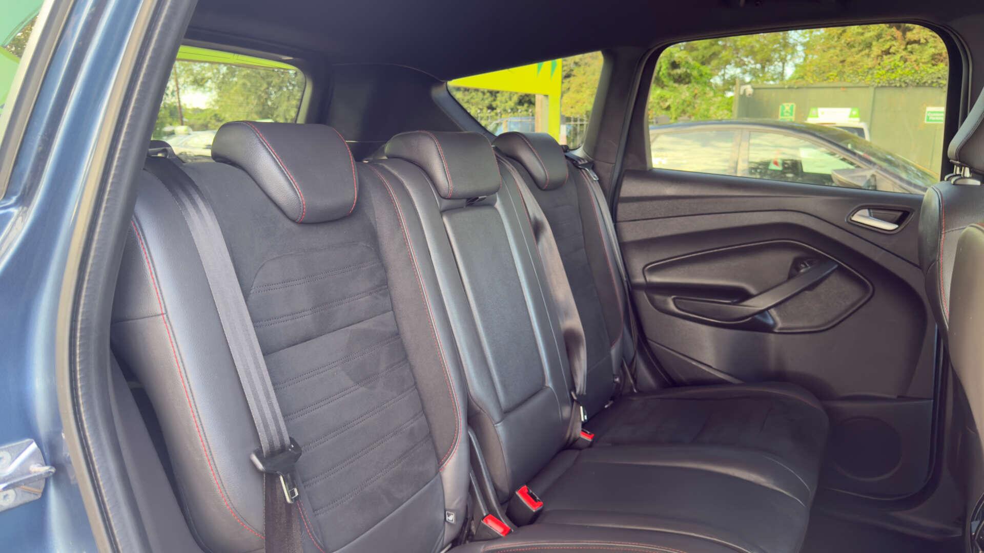 Ford Kuga view 10