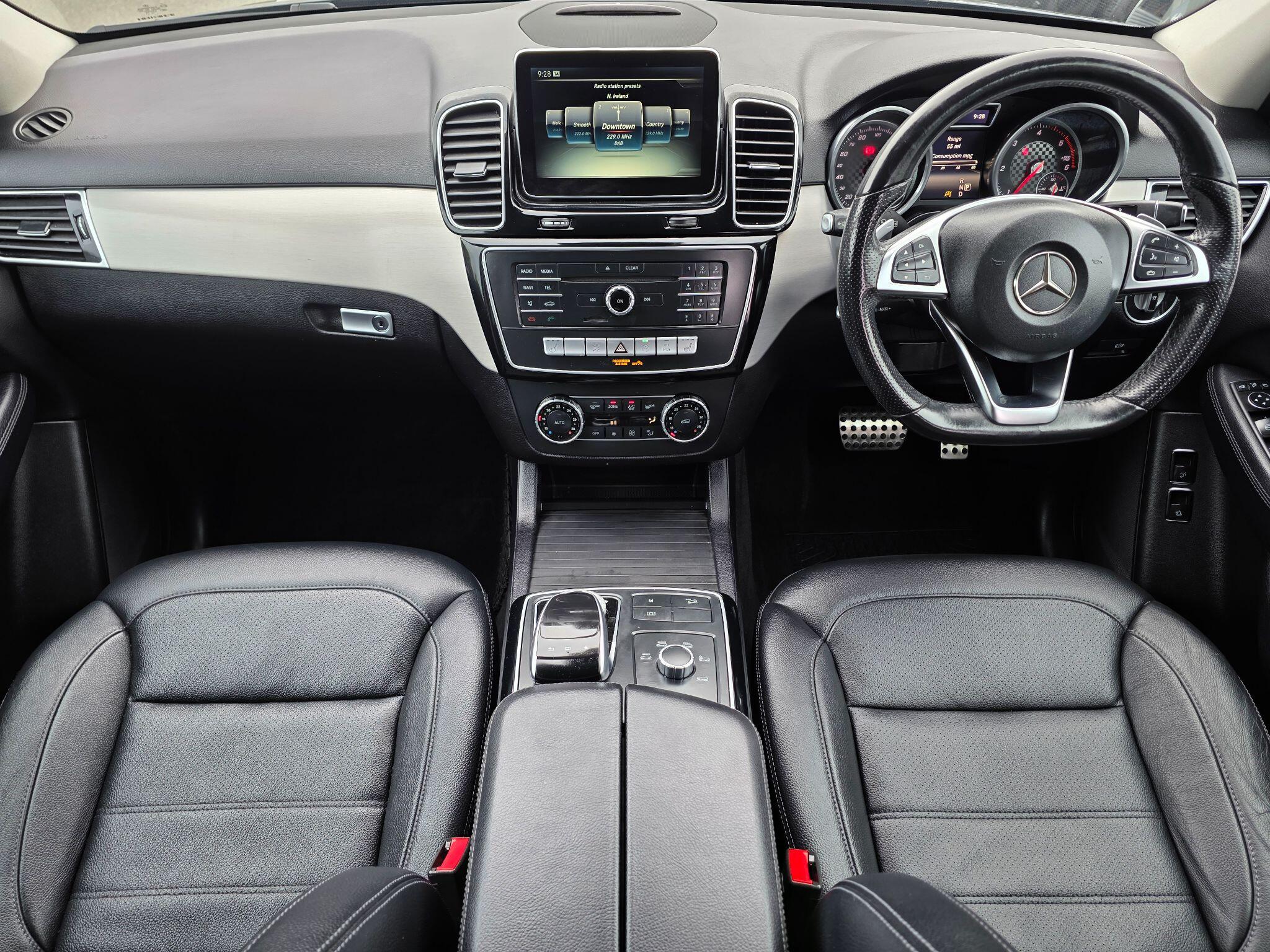 Mercedes-Benz Gle view 16