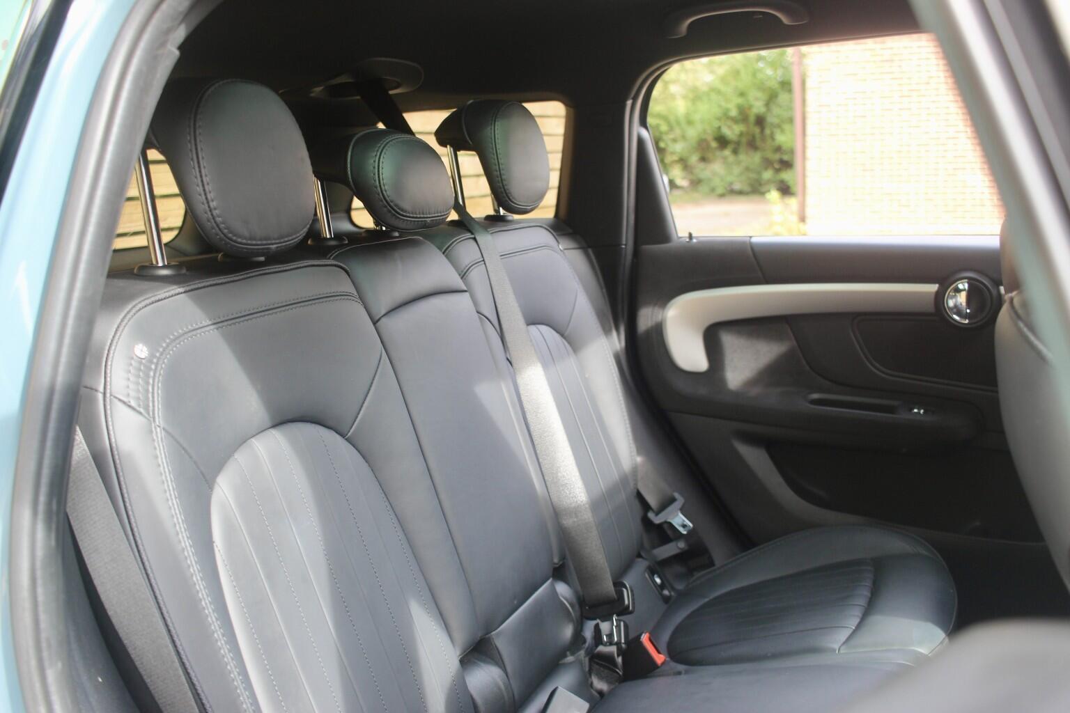 Mini Countryman view 12