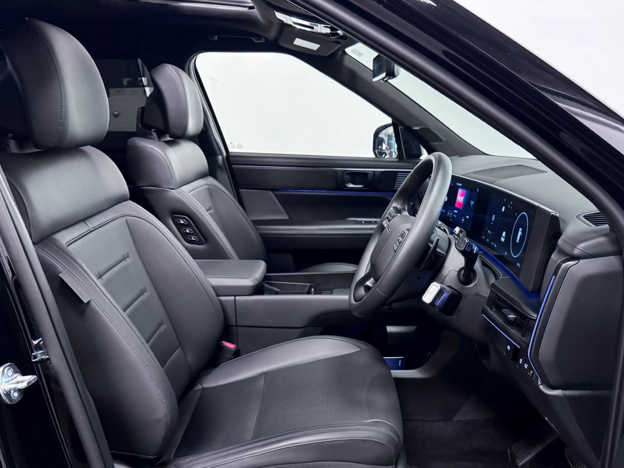 Hyundai Santa Fe view 40