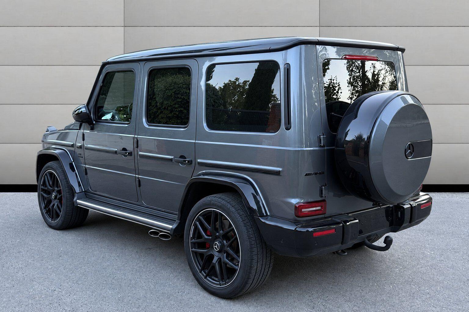 Mercedes-Benz G-Class view 4