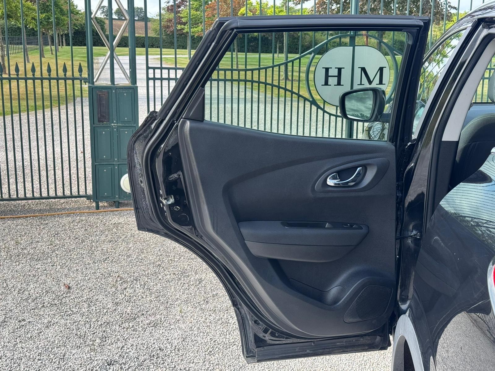 2018 Renault Kadjar 1.3 TCe Dynamique Nav Euro 6 (s/s) 5dr • 99,890 miles image 26