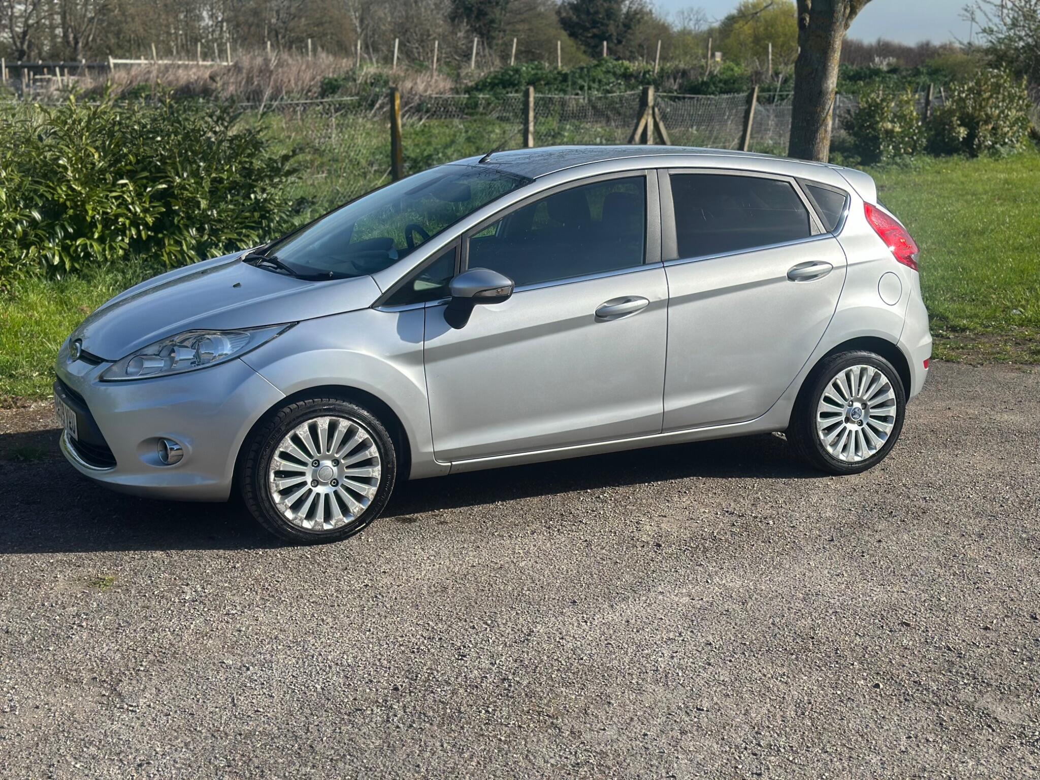 Ford Fiesta view 15