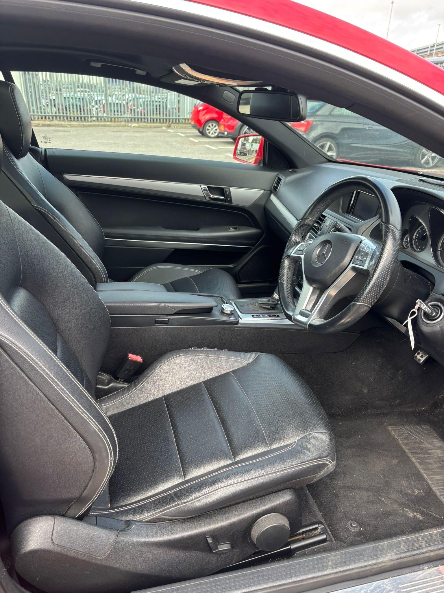 Mercedes-Benz E-Class view 21