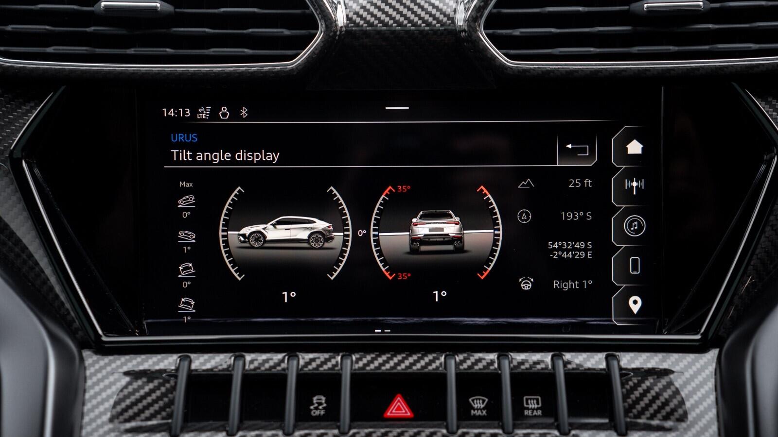 Lamborghini Urus view 18
