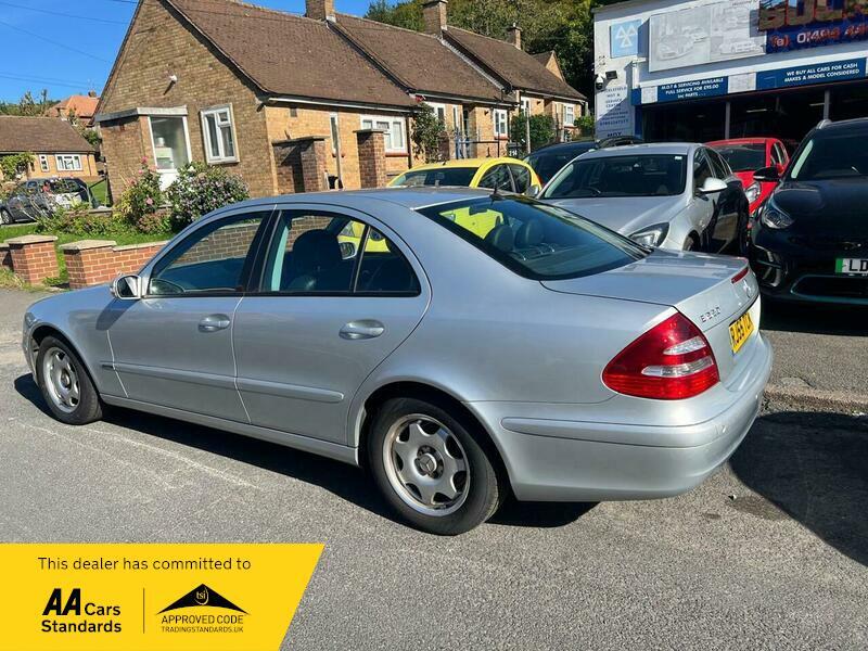 2005 Mercedes-Benz E Class image 17