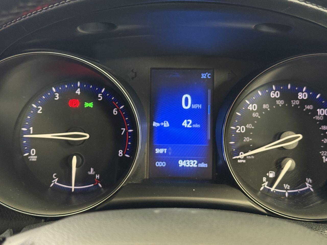 Toyota C-HR view 41