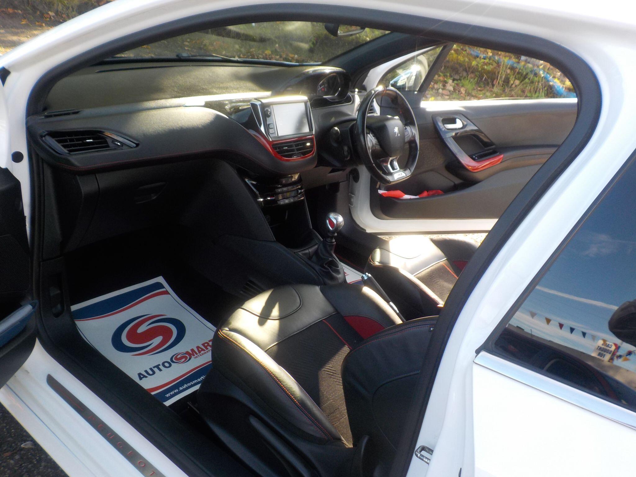 Peugeot 208 1.6 THP GTi Euro 5 3dr