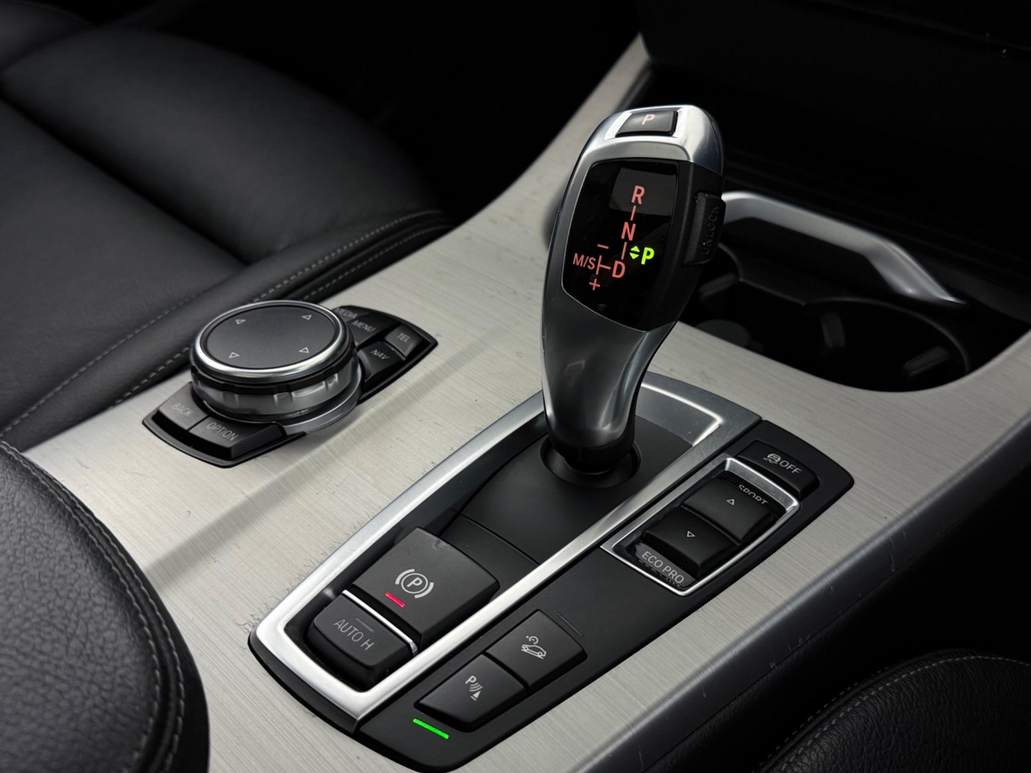 BMW X3 view 29