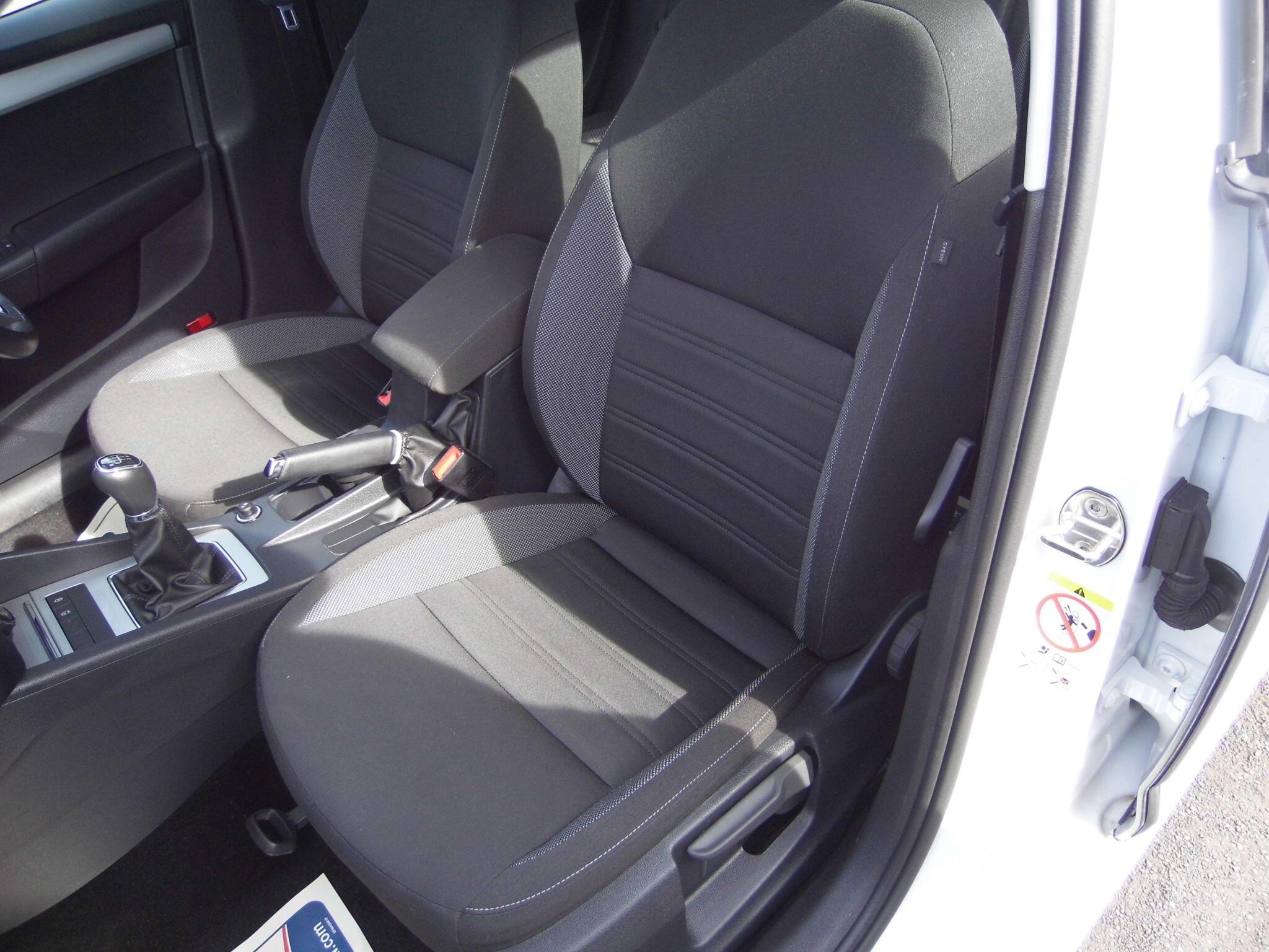 Skoda Octavia view 30