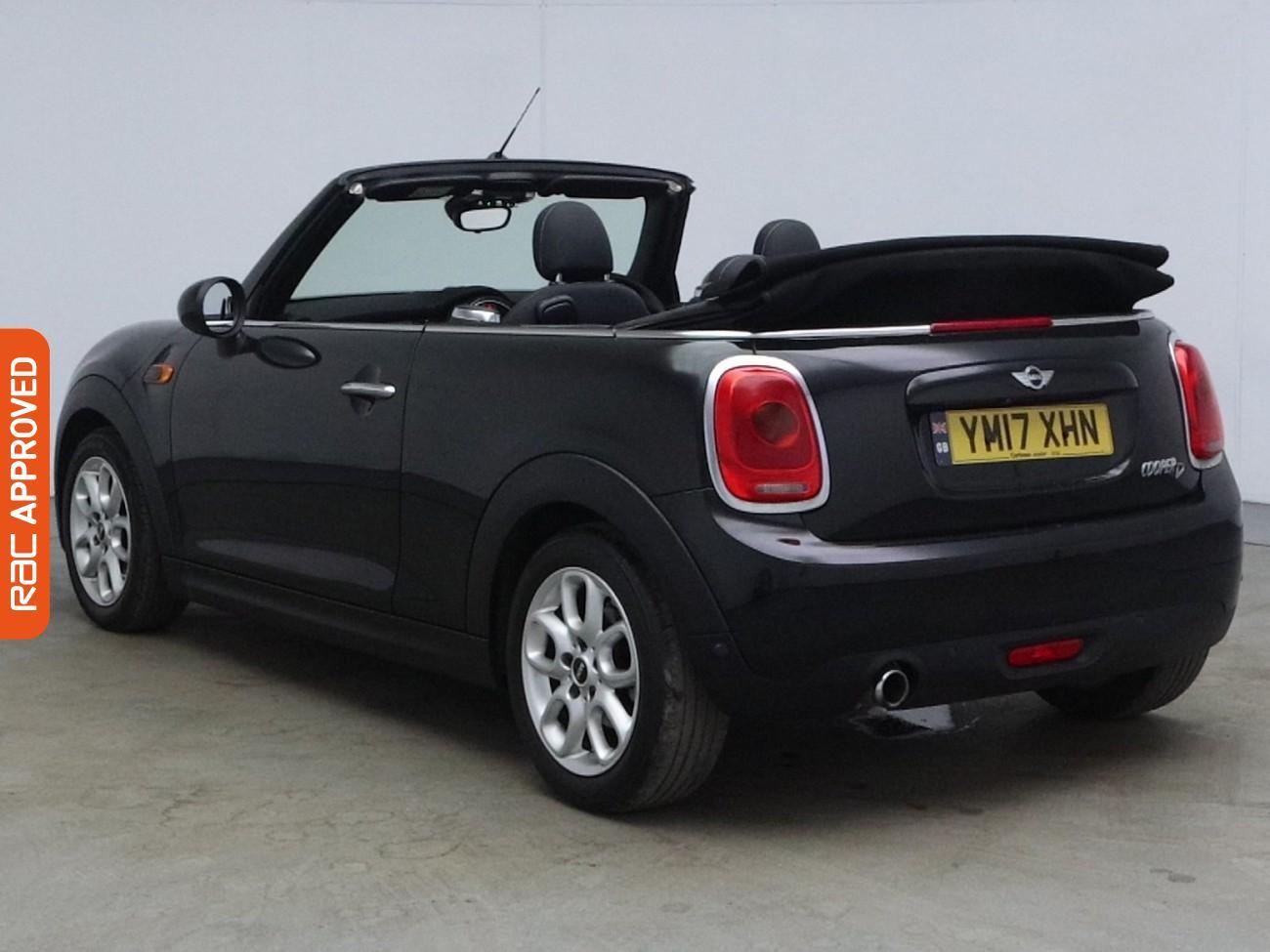 Mini Convertible view 4