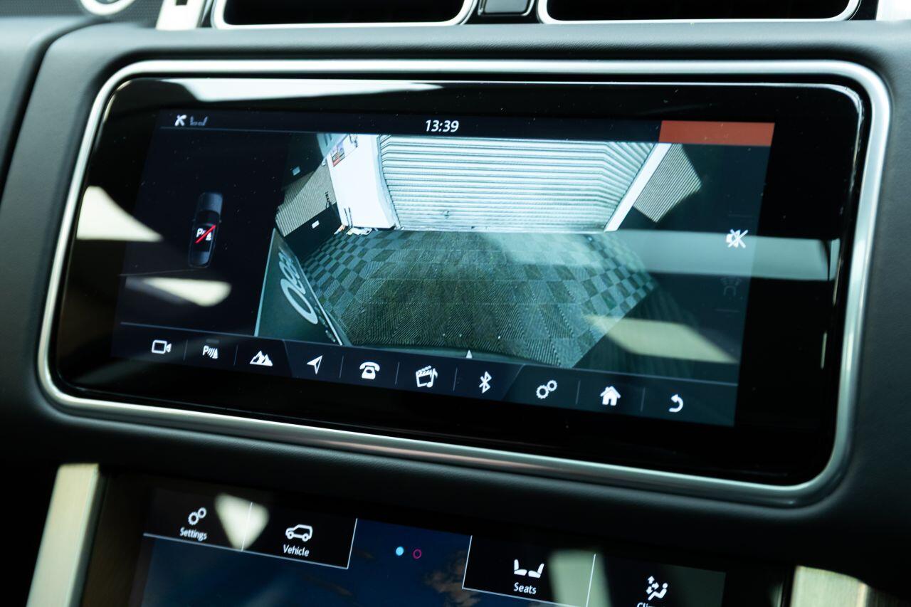 Land Rover Range Rover view 26