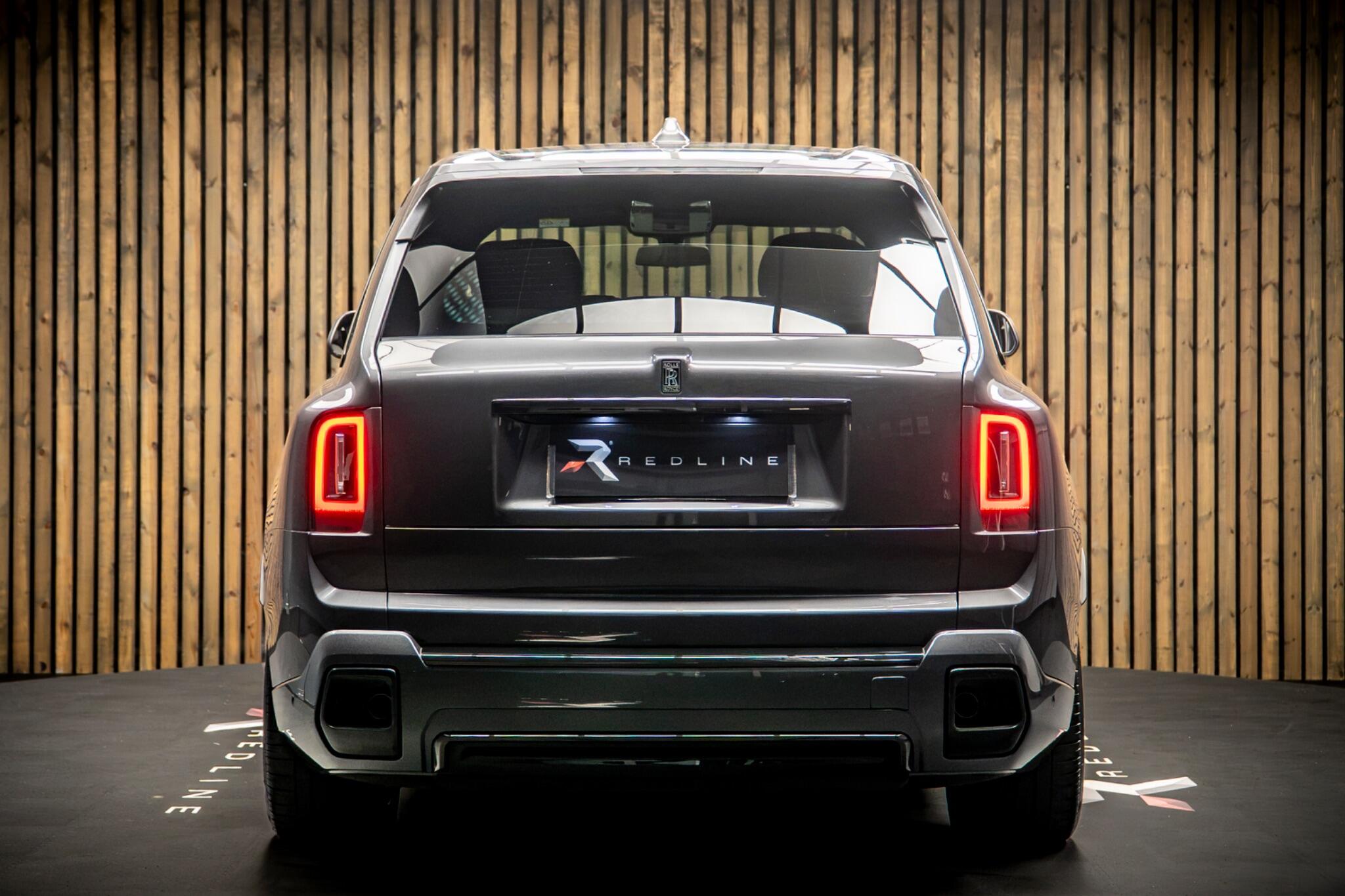 Rolls-Royce Cullinan view 6