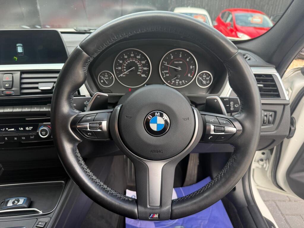 BMW 3 Series view 29