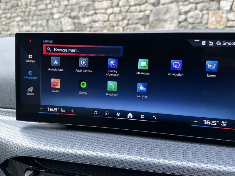 BMW i4 view 22