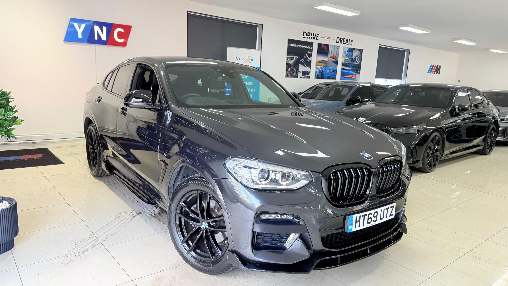 BMW X4 view 4