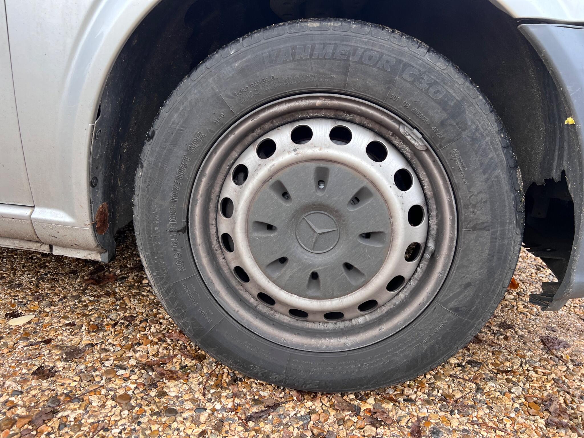 Mercedes-Benz Vito view 46