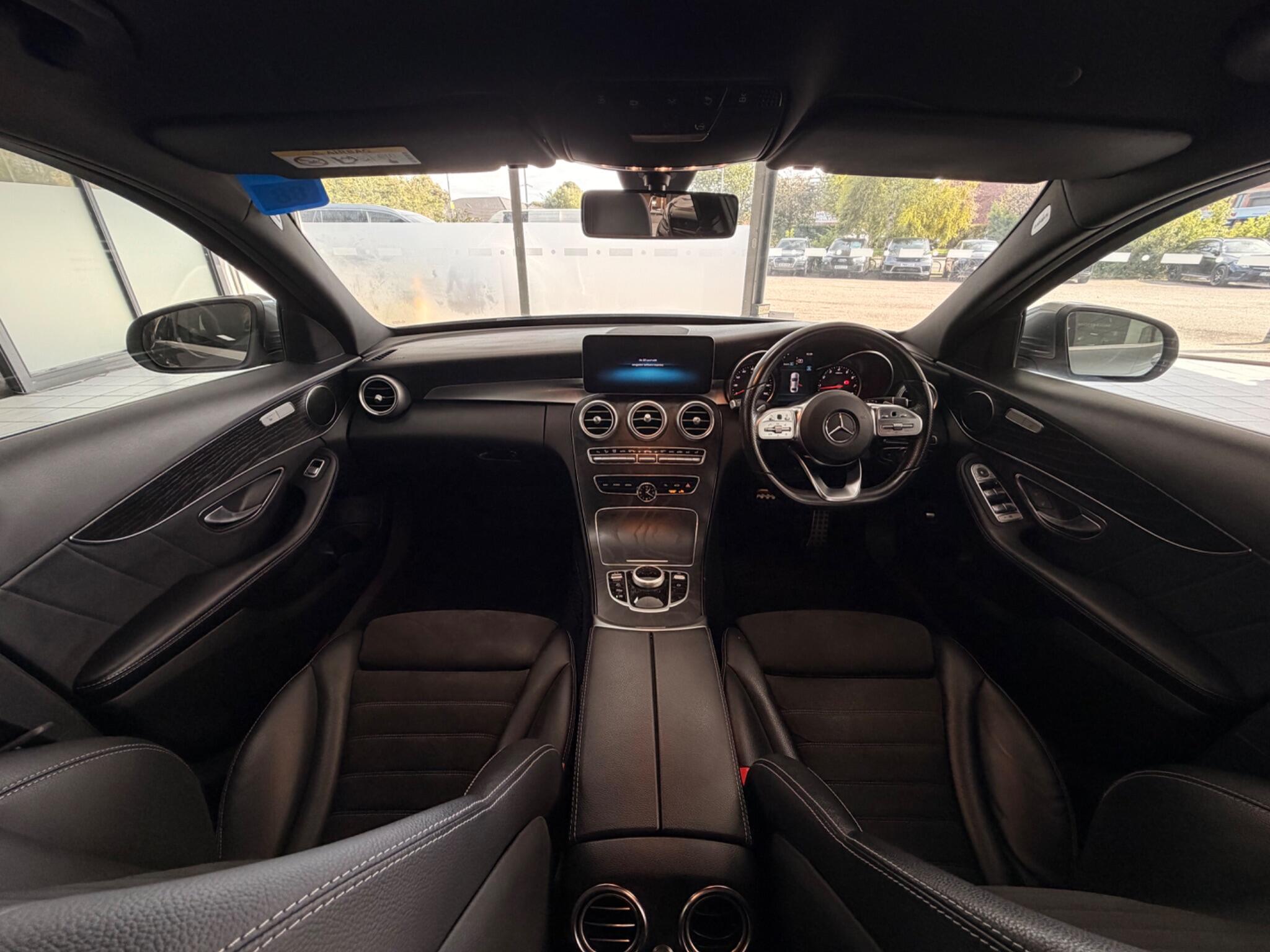Mercedes-Benz C-Class view 13