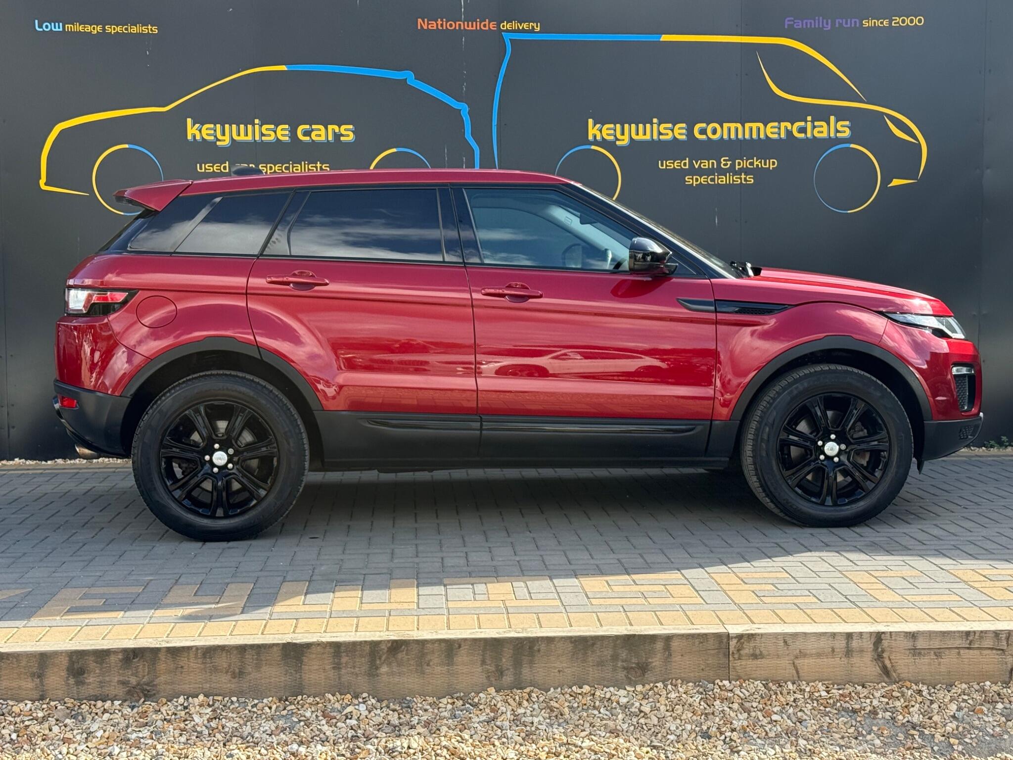 Land Rover Range Rover Evoque view 6