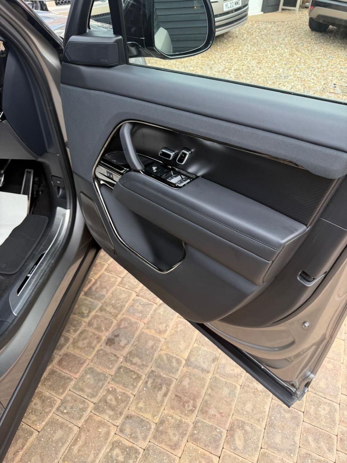 Land Rover Range Rover Sport view 42
