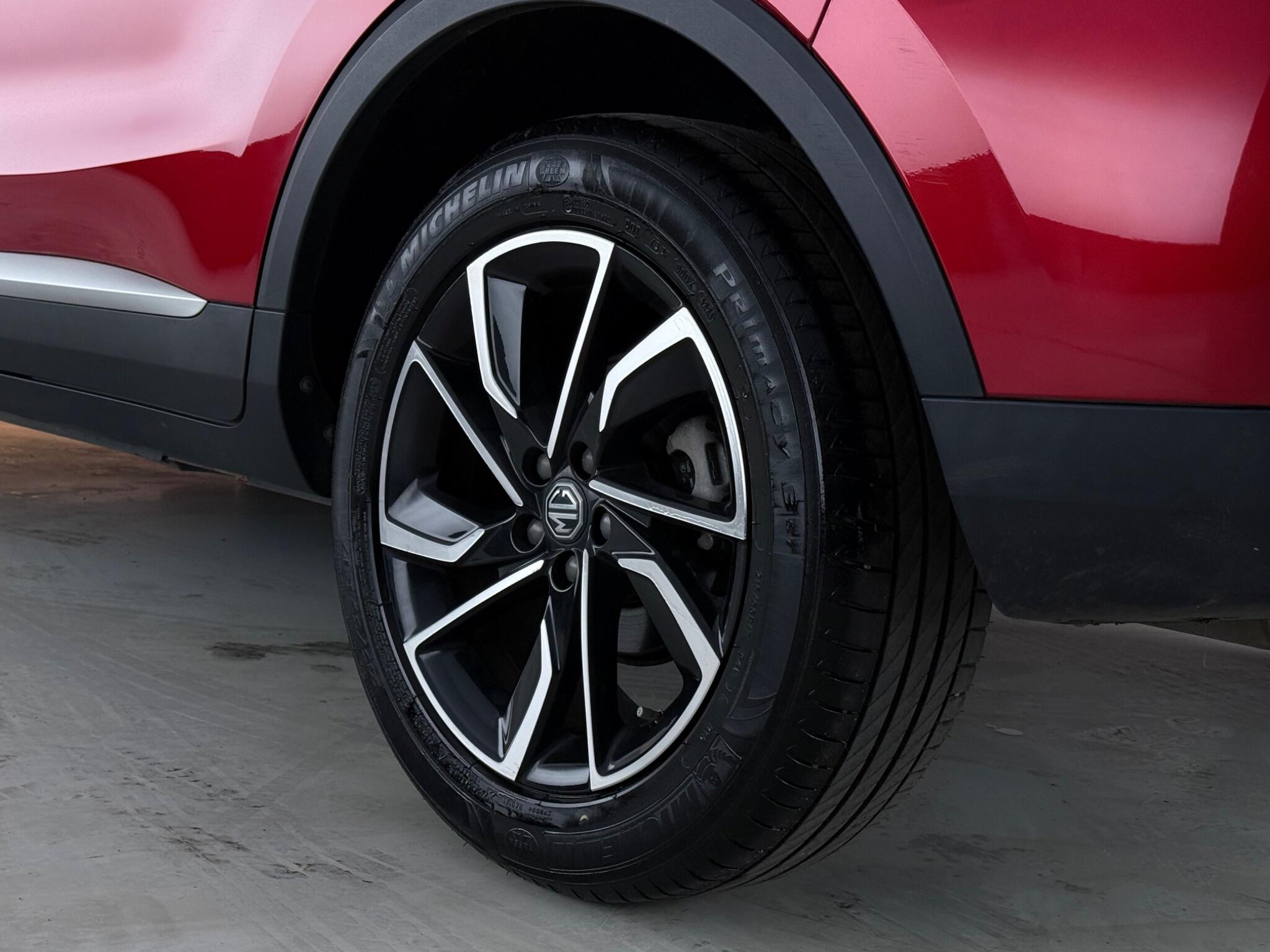 MG ZS view 11