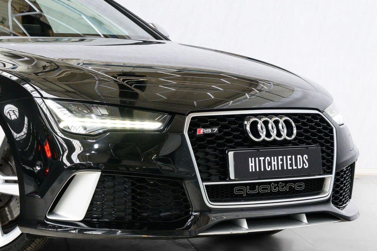 Audi RS7 view 2