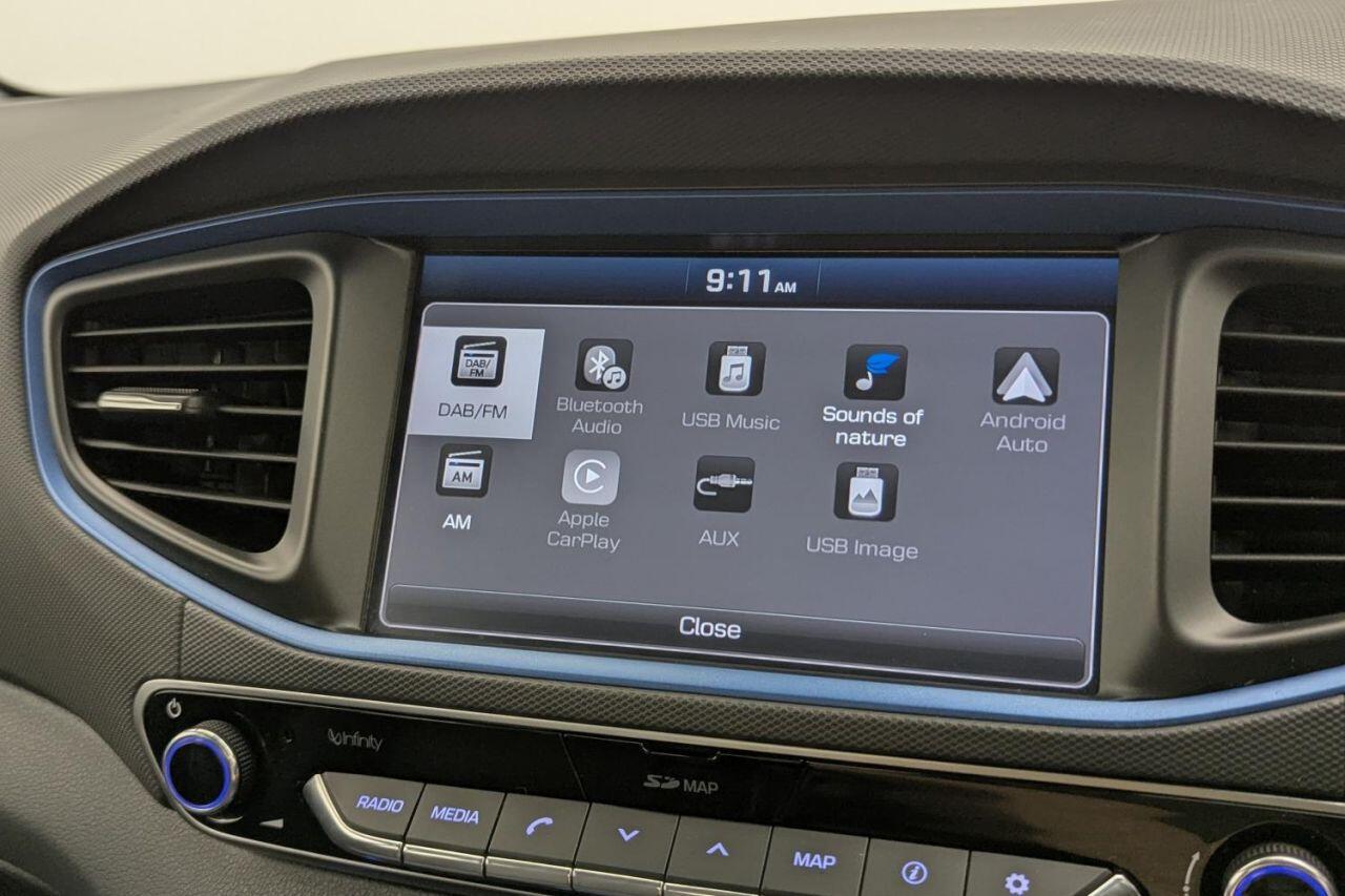 Hyundai IONIQ view 29
