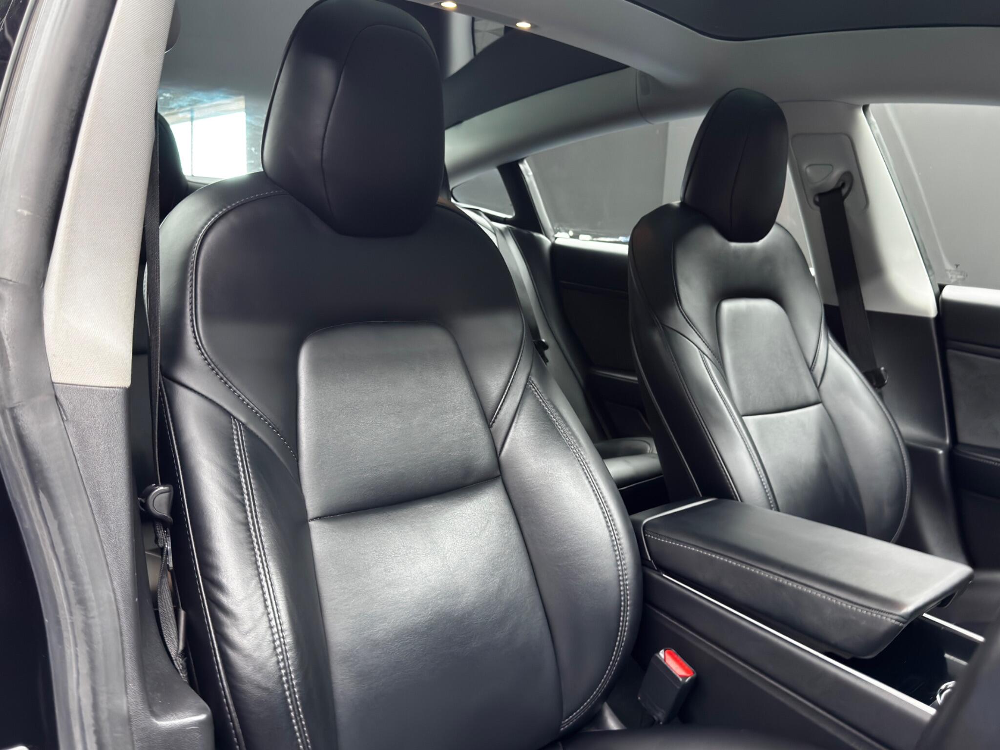 Tesla Model 3 view 12