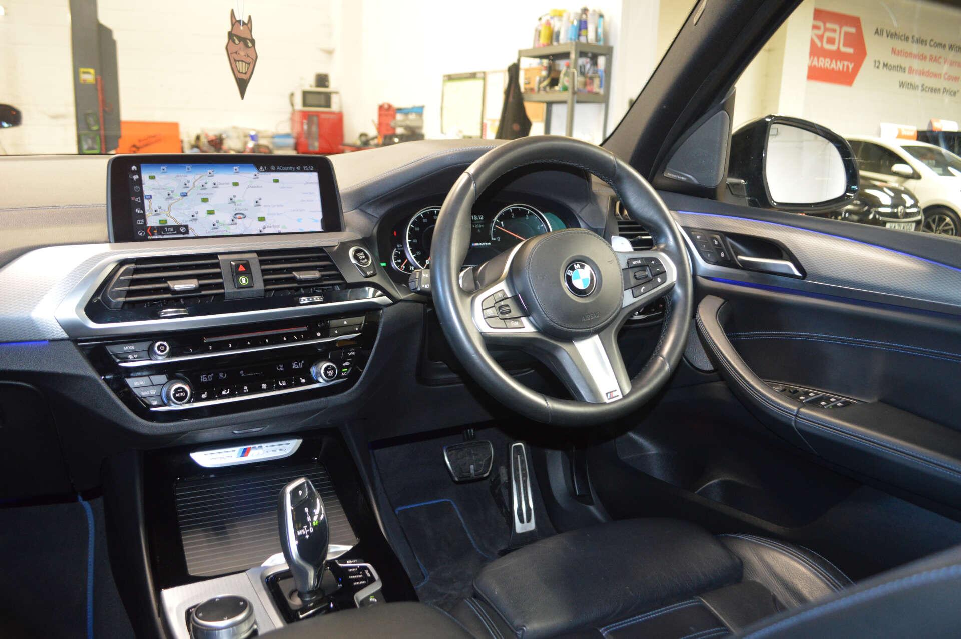 BMW X3 view 16