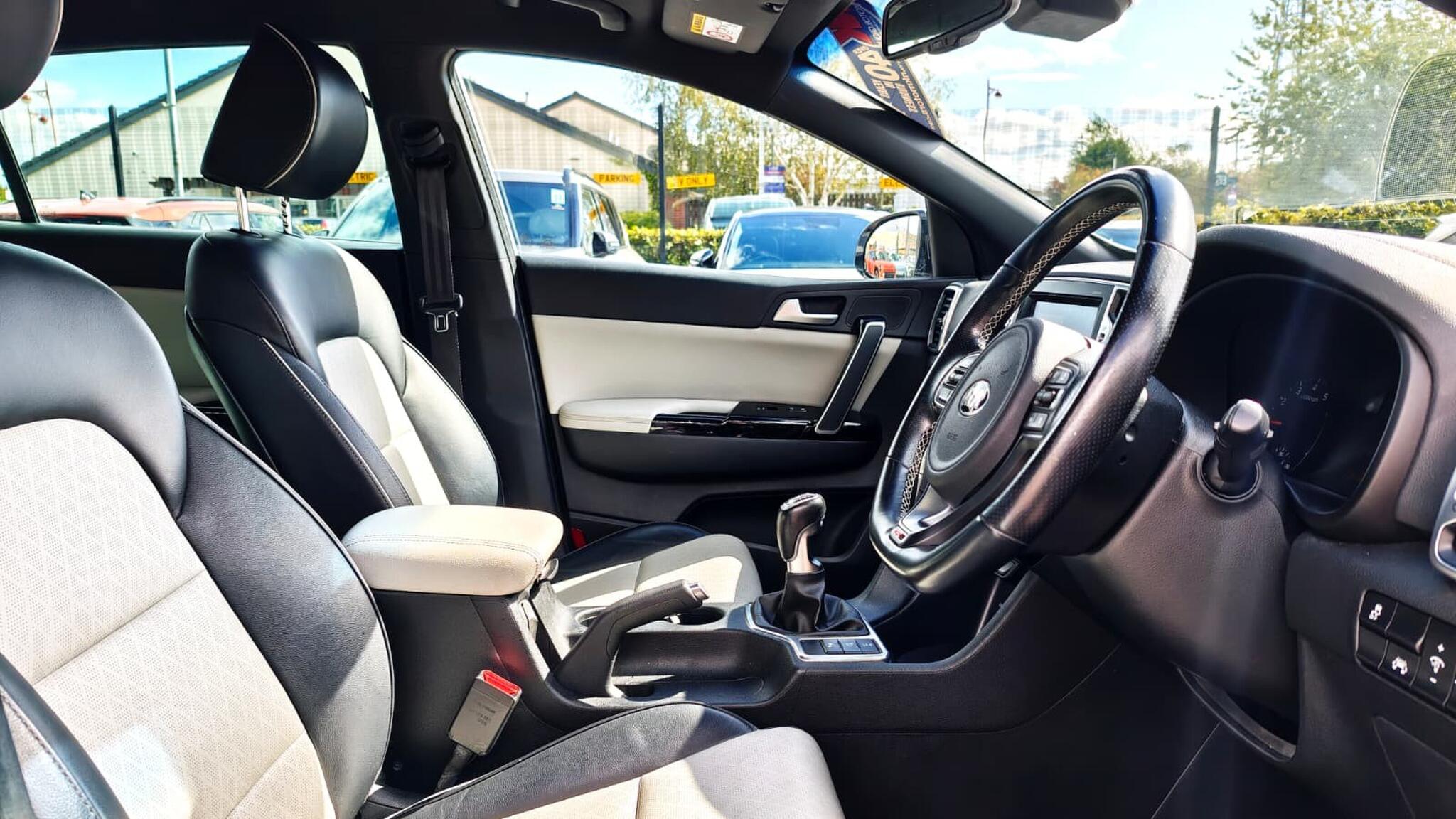 Kia Sportage view 17