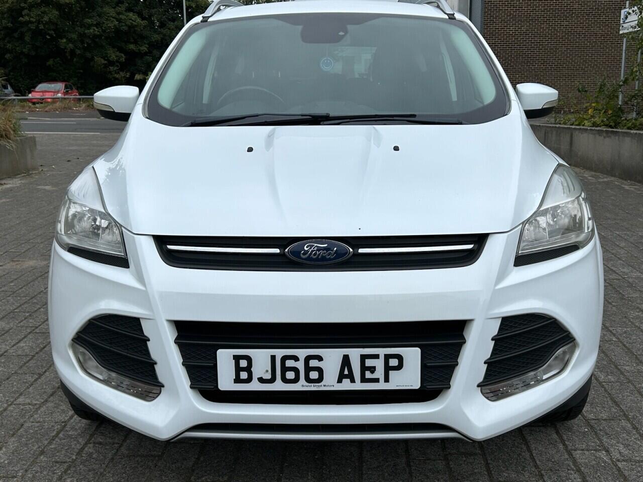 Ford Kuga view 6