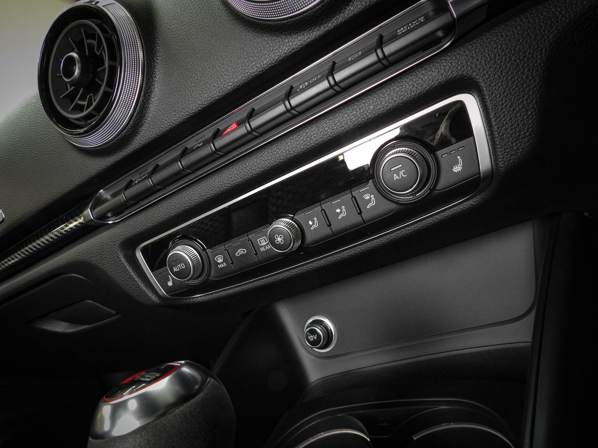 Audi RS3 view 24