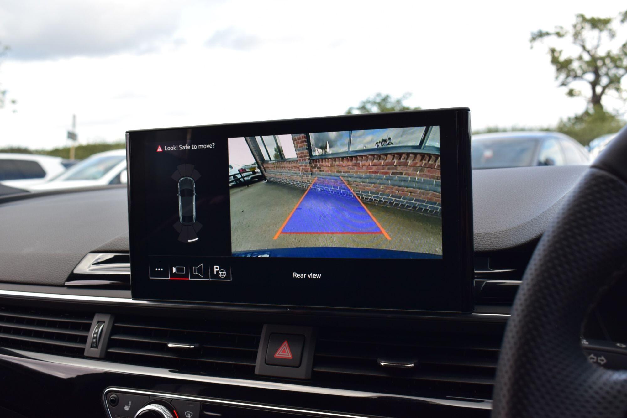 Audi A5 view 16