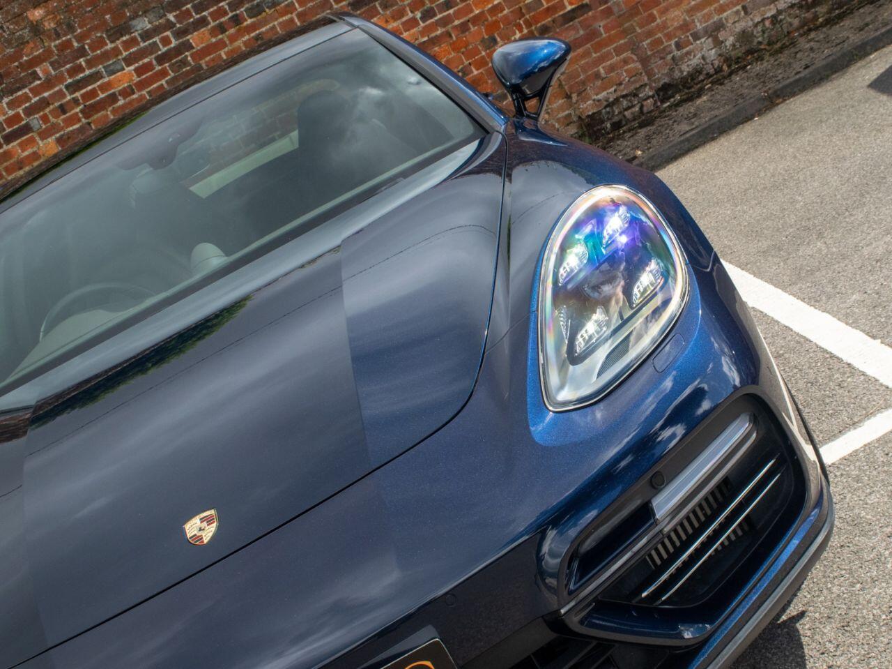 Porsche Panamera view 31