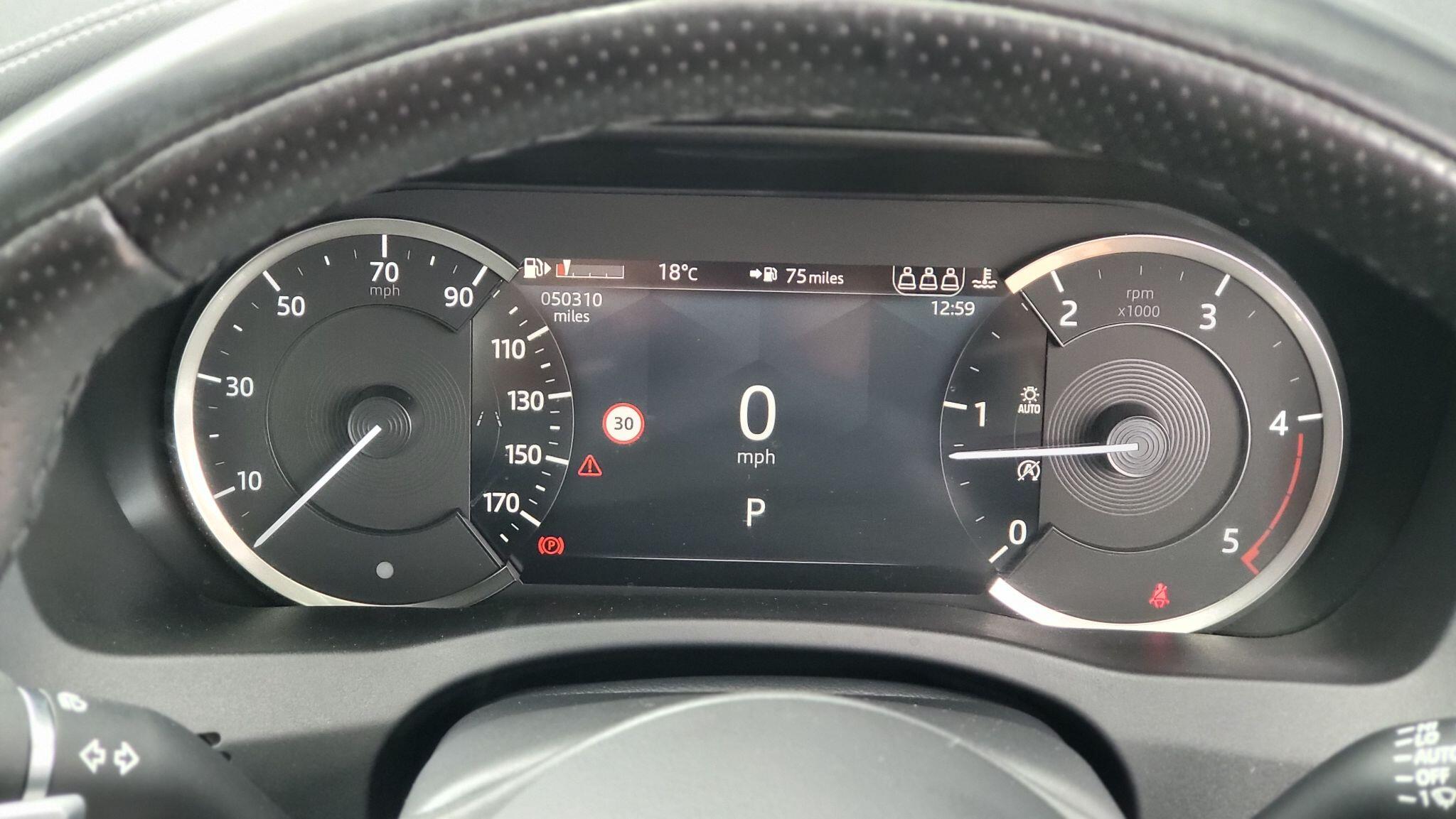Jaguar Xe view 24