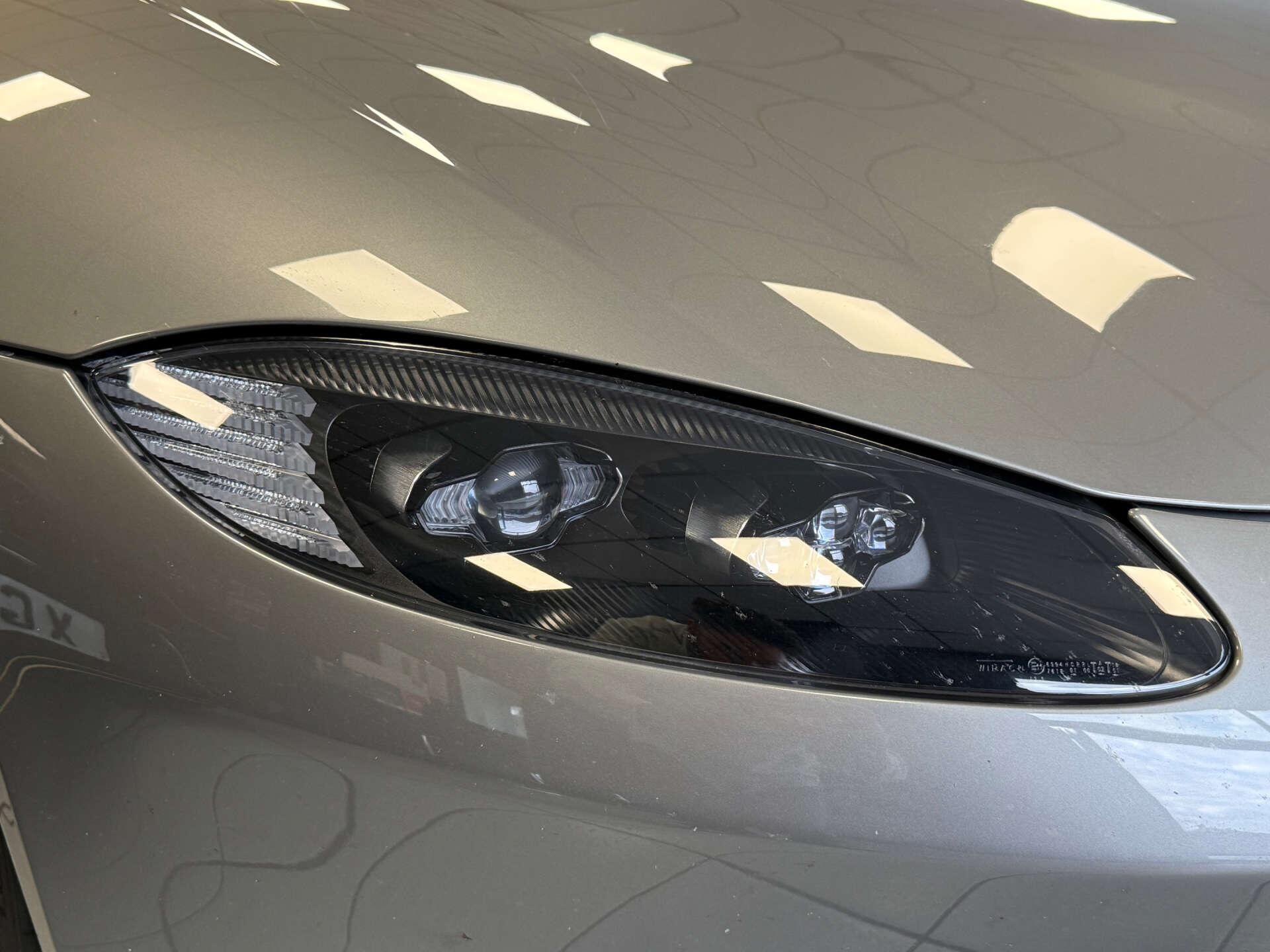 Aston Martin Vantage view 25