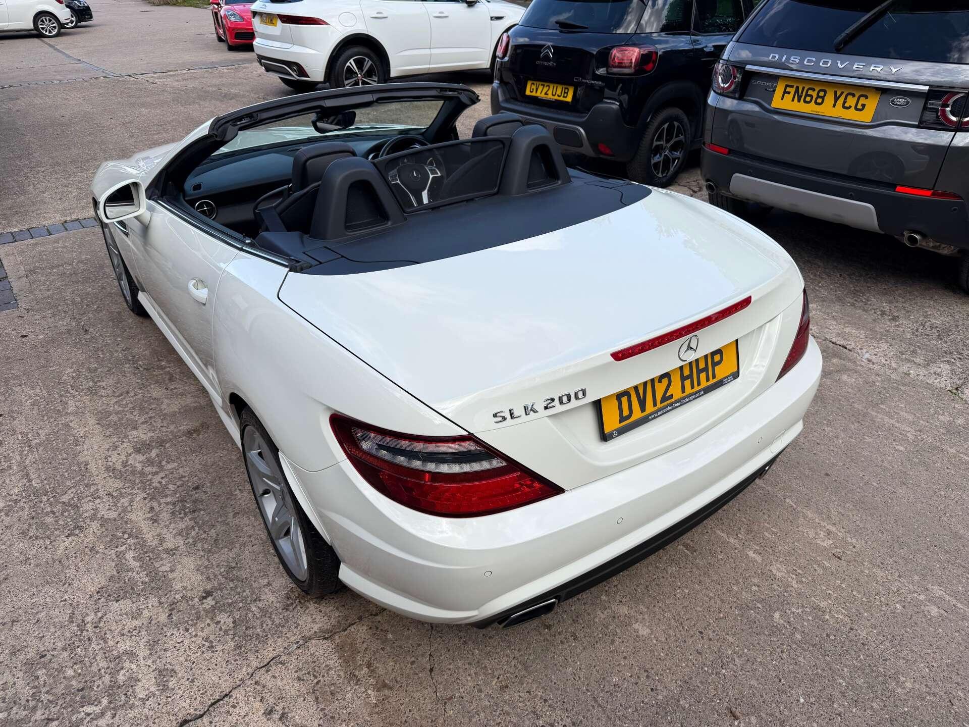 Mercedes-Benz SLK view 23