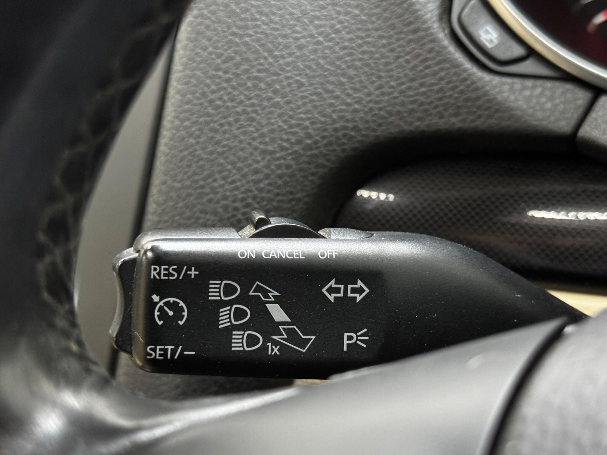 Volkswagen Golf view 14